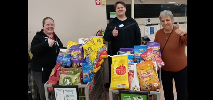 Price Chopper Pet Food Drive Gathers Over 200 Pounds Of Pet Food For All Animals Matter